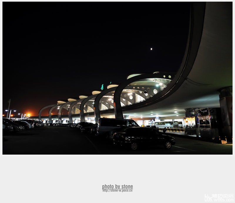青岛机场夜景