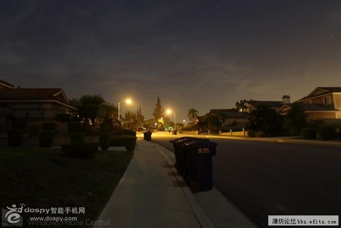 △图：由佳能1D X拍摄，拍摄参数：F2.8、ISO 800、快门速度2秒.jpg