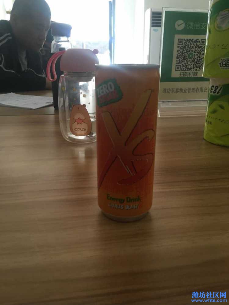 4CX6u4y64p1E.jpg