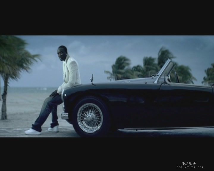 Akon.-.[Right.Now.(Na.Na.Na)].MV.(Mpeg)[(005377)09-11-02].JPG