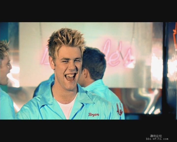 Westlife.-.[Uptown.Girl].MV[(002425)09-14-22].JPG