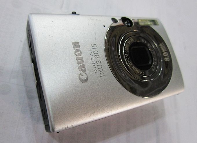 IXUS 80.jpg